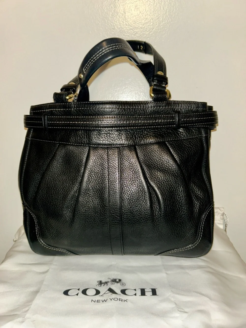 COACH Jackie Horsebit All Leather
Black Handbag Authentic includes Dust Bag! - Picture 2 of 7